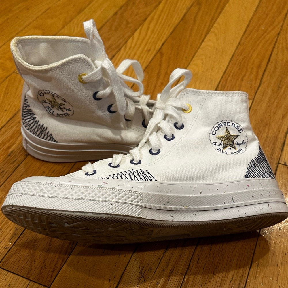 Comverse High Top Stitched